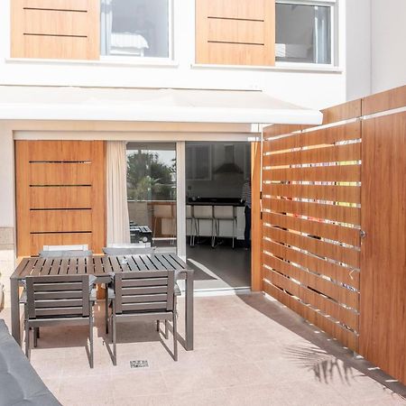 Appartamento Modern Sea View Duplex With Parking El Médano Esterno foto