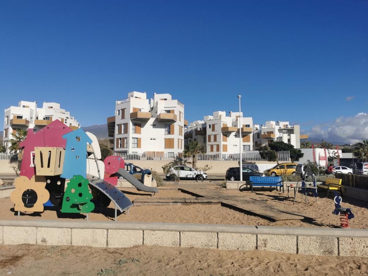 Appartamento Modern Sea View Duplex With Parking El Médano Esterno foto